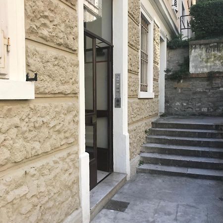 Alla Scalinata Del Teatro Rossetti Parcheggio Trieste Luaran gambar